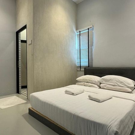 Zen Retreat Glass Pool Villa タイピン エクステリア 写真